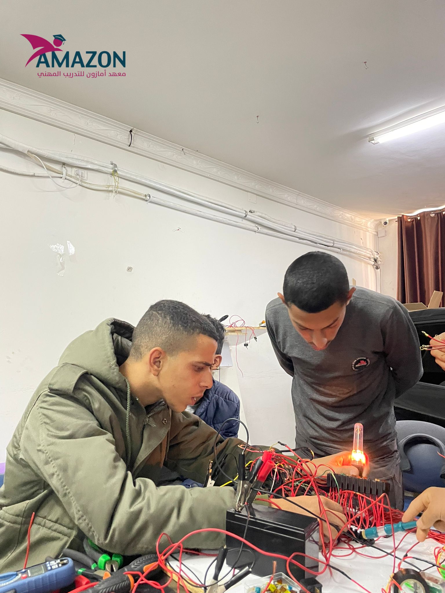 كهرباء السيارات