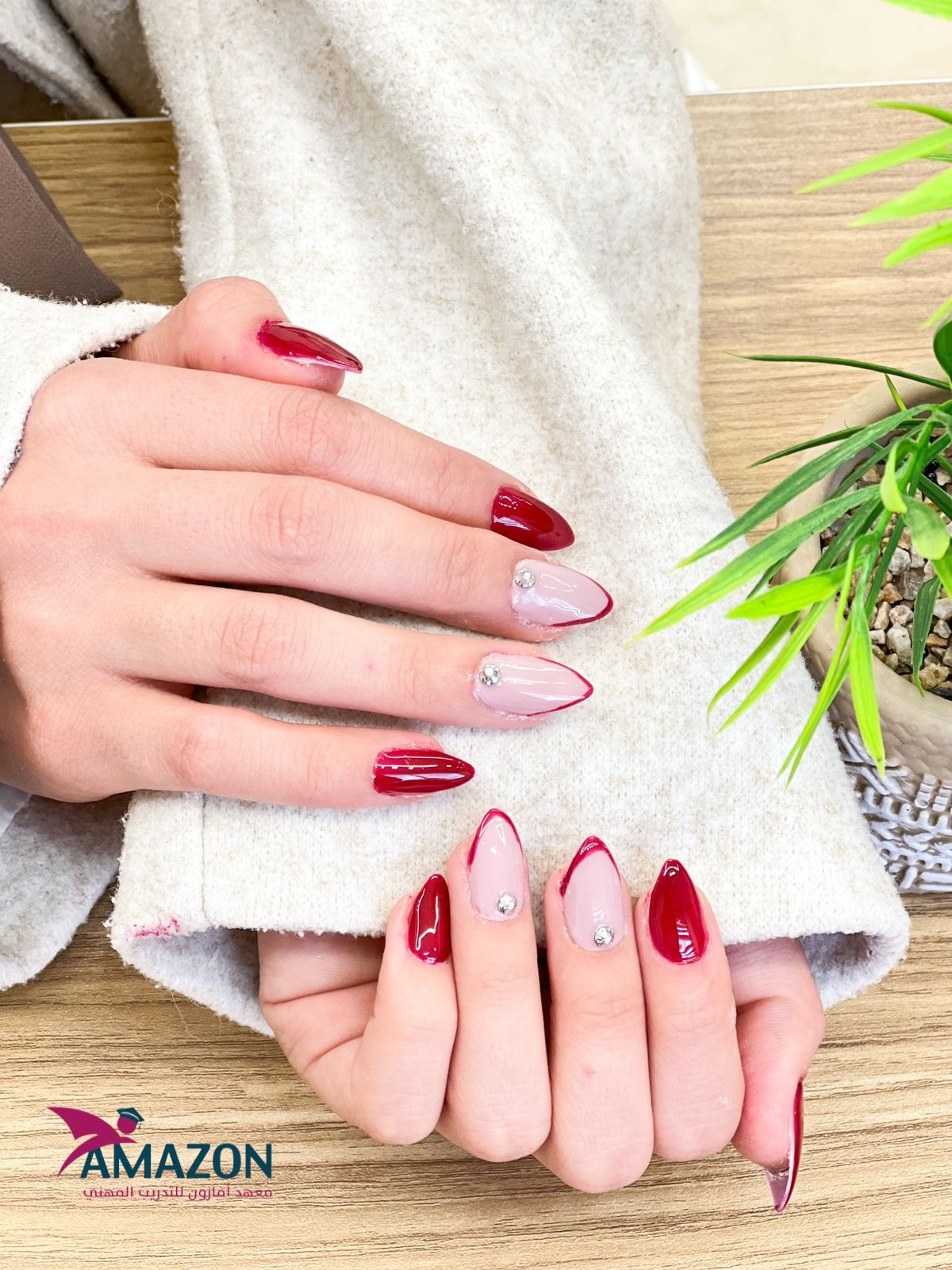  مساق الأظافر الاحترافي