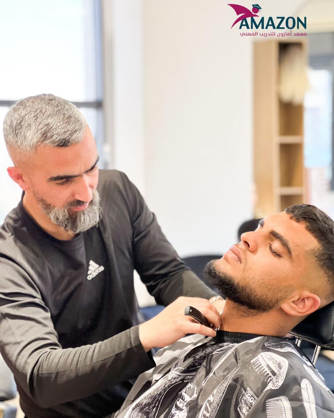 دورة الحلاقة الرجالية